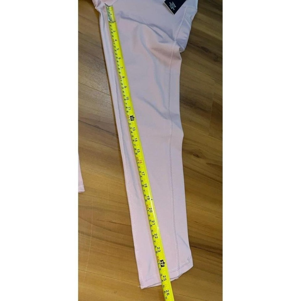 Womens NWT LegEnd High Rise 7/8 Pocket Pink Athletic Performance Leggings - Picture 3 of 6